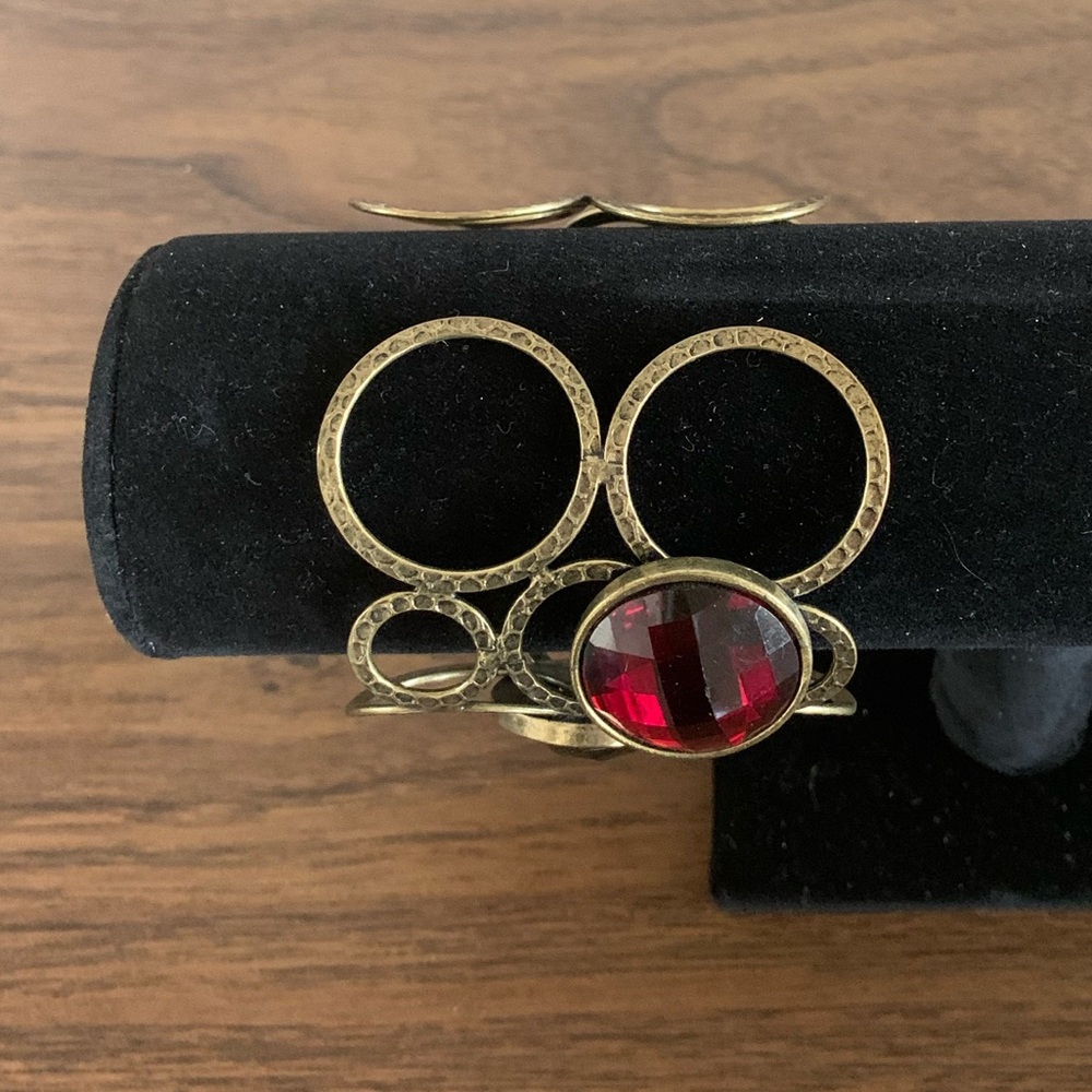 Cuff bracelet - Picture 2 of 8